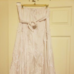 NWT ** HANDKERCHIEF DESIGN SKIRT W/ DESIGN